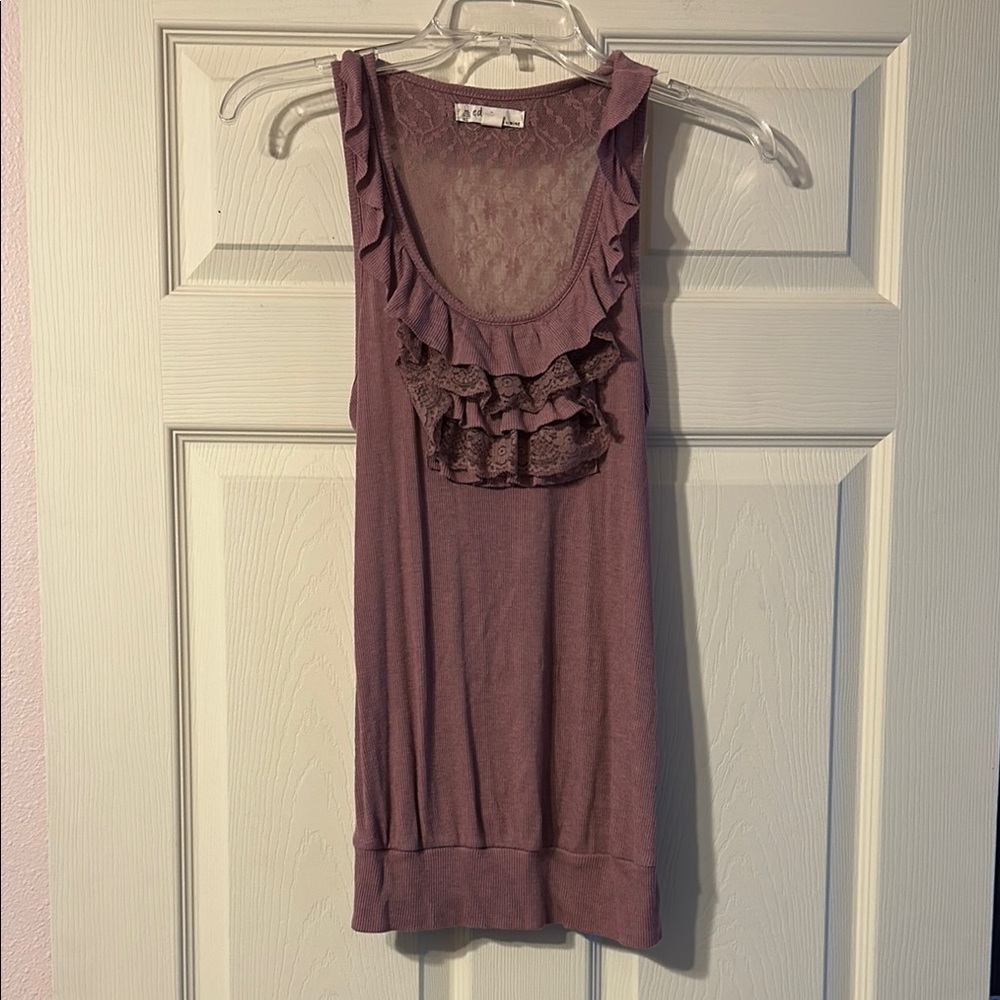 Edge Women's Ruffled Lace Tank Top Mauve Small